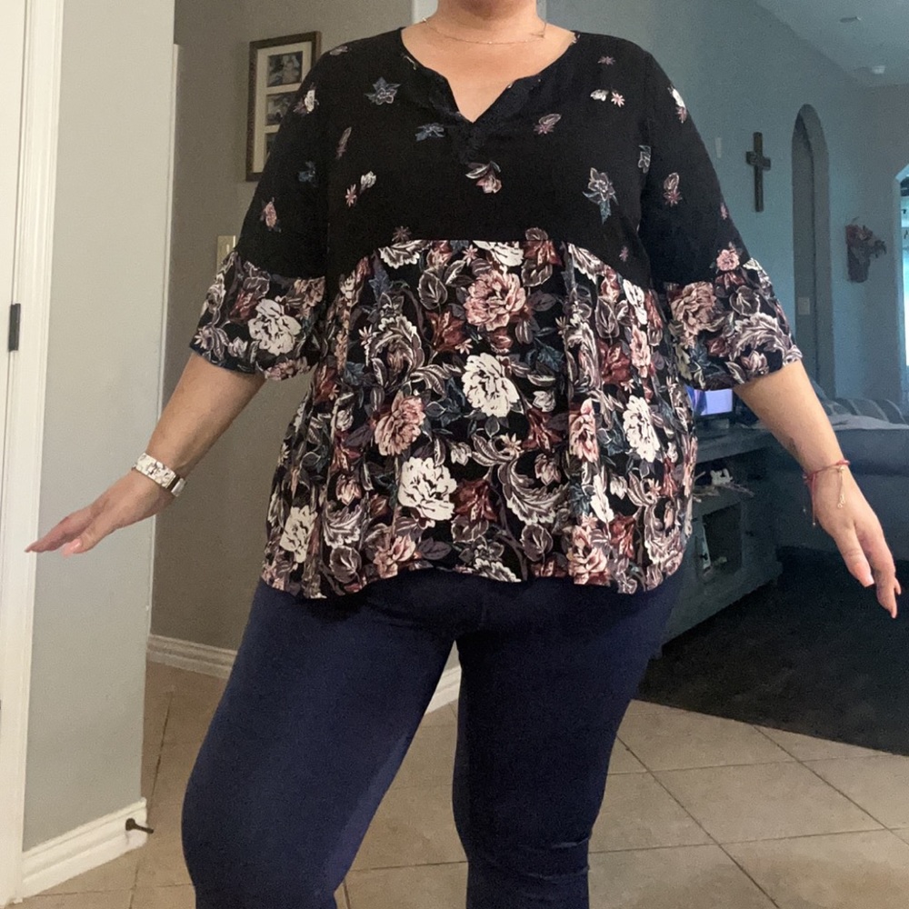 Black floral blouse from torrid size 4X